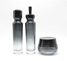 Gradiento juodojo stiklo kosmetinis butelis