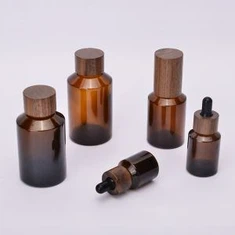 Medžio stiklo lašintuvas